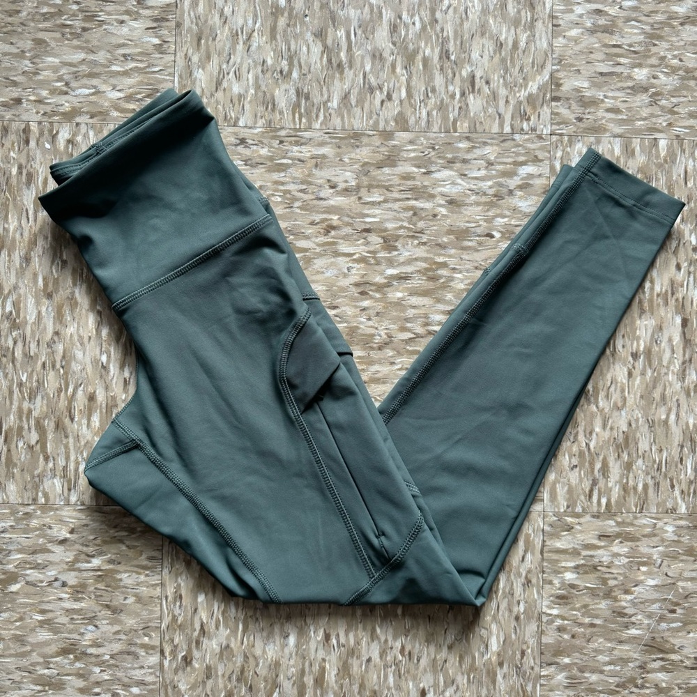 Old Navy Powersoft High-Rise 7/8 Leggings Size XS